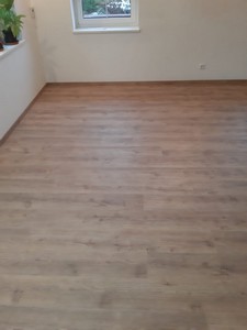 pokládka vinylu click clack